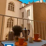Neverin Luxury Apartments-private Garage * Triëst