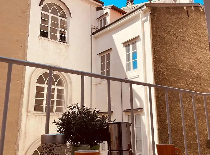 Διαμέρισμα Residence Neverin Luxury-Apartments With Garage- Close To Piazza Unita & Train Station