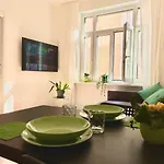 Apartment Neverin Luxury Apartments-private Garage Trieste