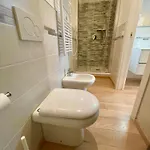 Apartment Neverin Luxury Apartments-private Garage Trieste