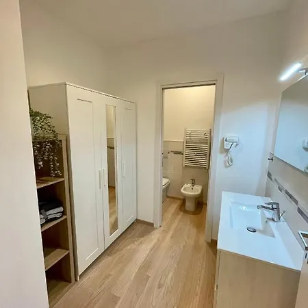 Neverin Luxury Apartments-private Garage Apartment Trieste