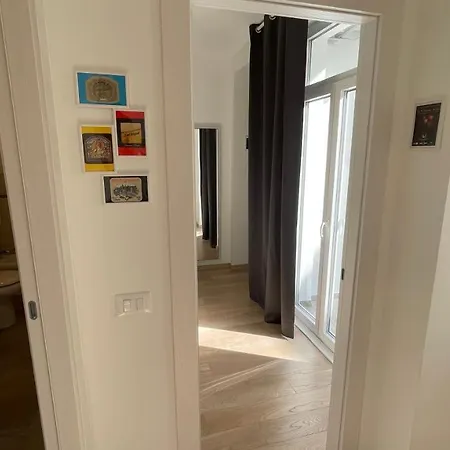 Residence Neverin City Center With Garage Near Piazza Unita & Train Station Trieste