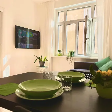 Apartment Neverin Luxury Apartments-private Garage Trieste