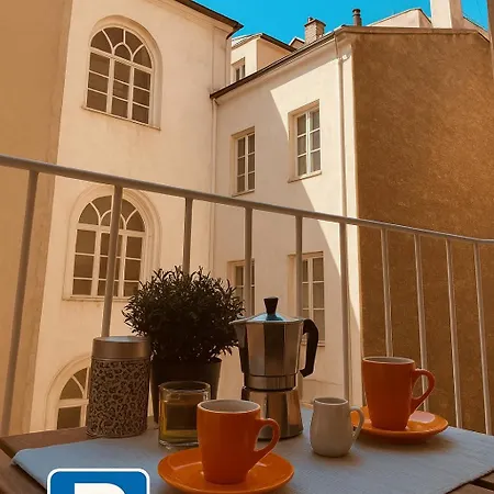 Residence Neverin City Center With Garage Near Piazza Unita & Train Station * Trieszt