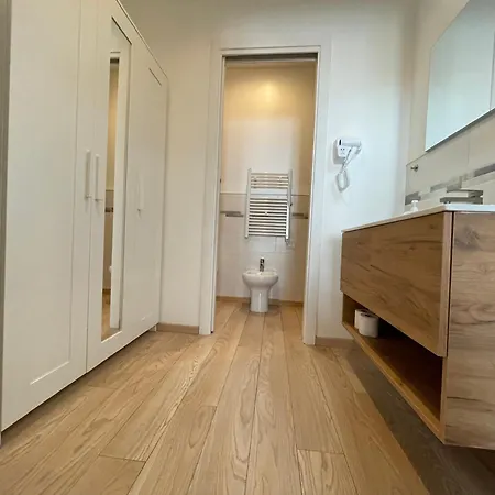 Neverin Luxury Apartments-private Garage Trieste