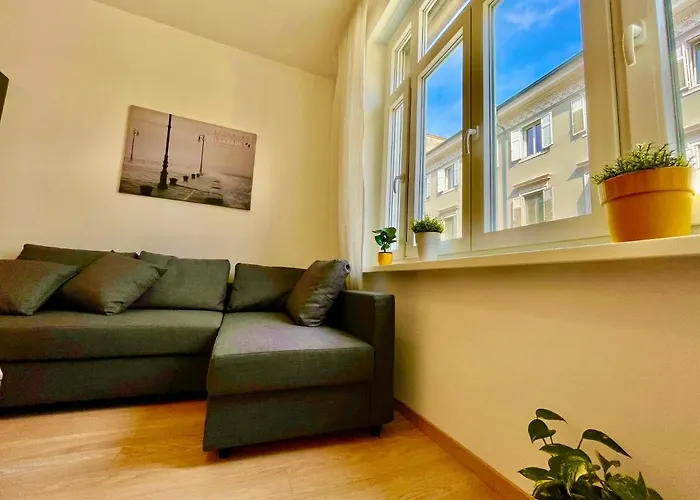 Neverin Luxury-apartments With Garage- Close To Piazza Unita & Train Station Appartement Triëst
