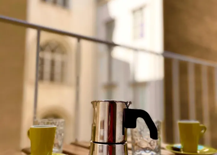 Neverin Luxury-apartments With Garage- Close To Piazza Unita & Train Station